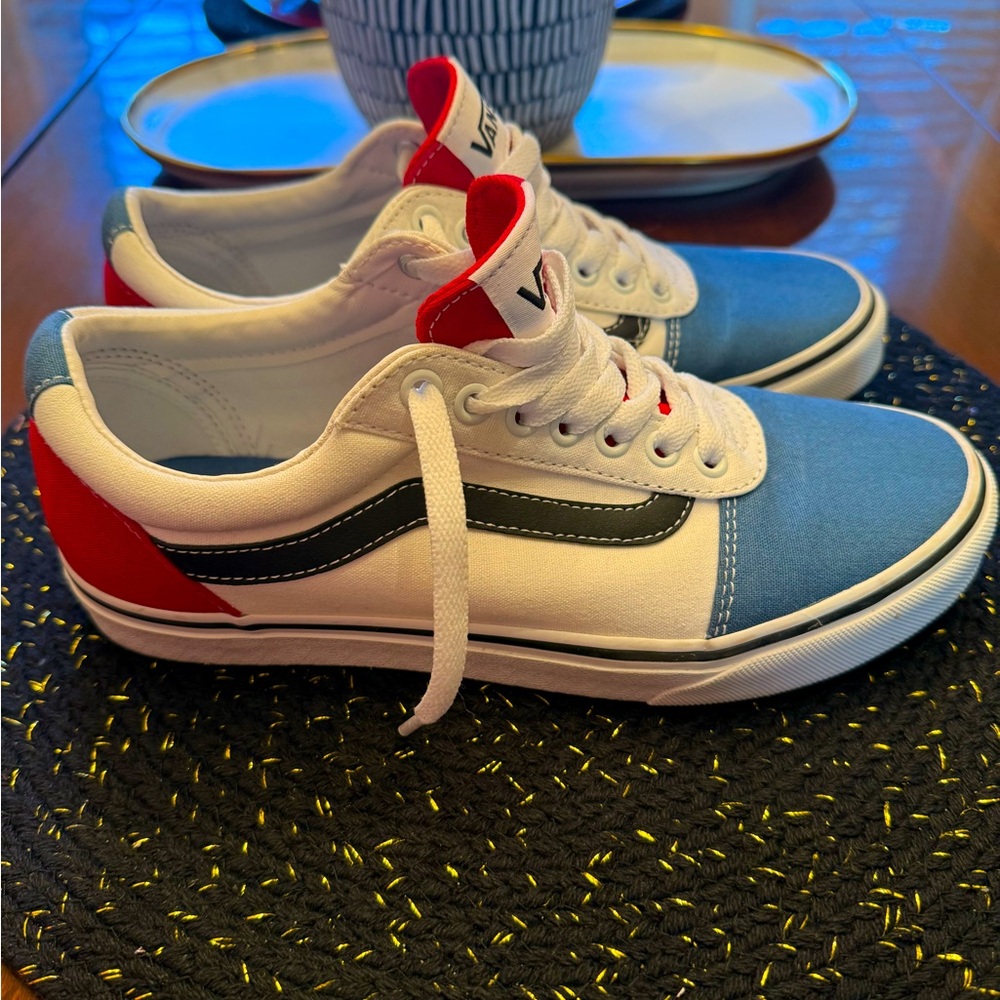 Vans Red, White and Blue 
Men’s size 7/ Women’s 8.5